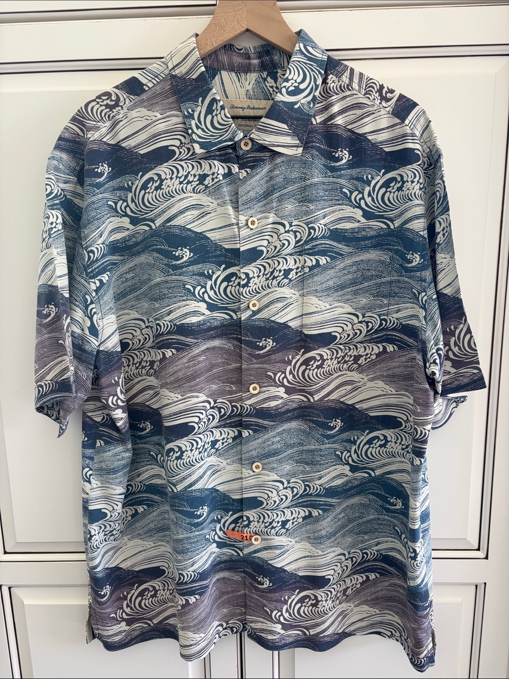 Rare Tommy Bahama Silk Blue Wave Hawaiian Original Fit SS Shirt Travel Mens XL